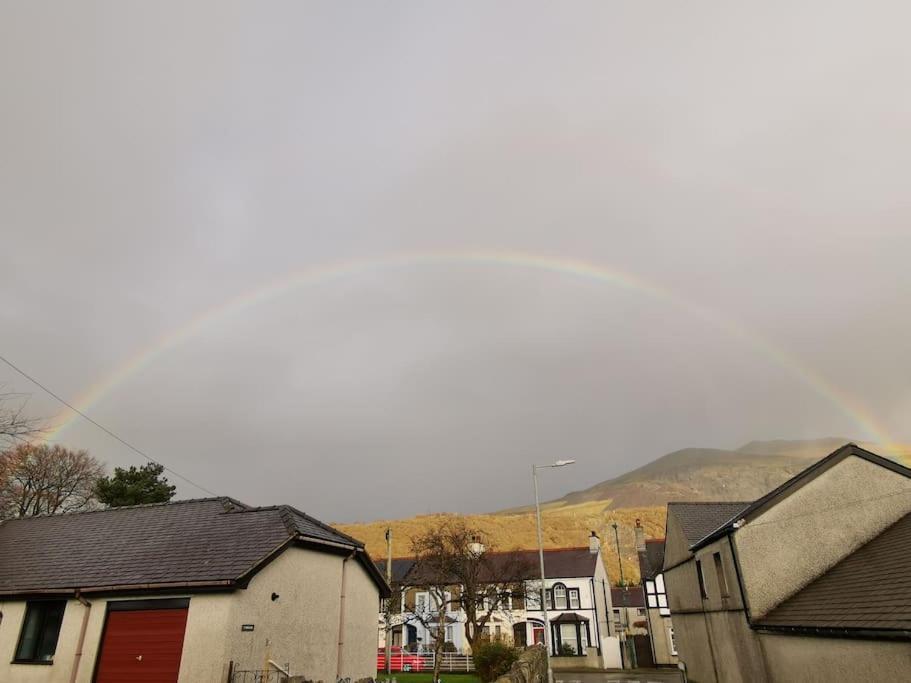 Perfect For Snowdon. Groups, Families+Dogs Welcome Llanberis Exteriör bild