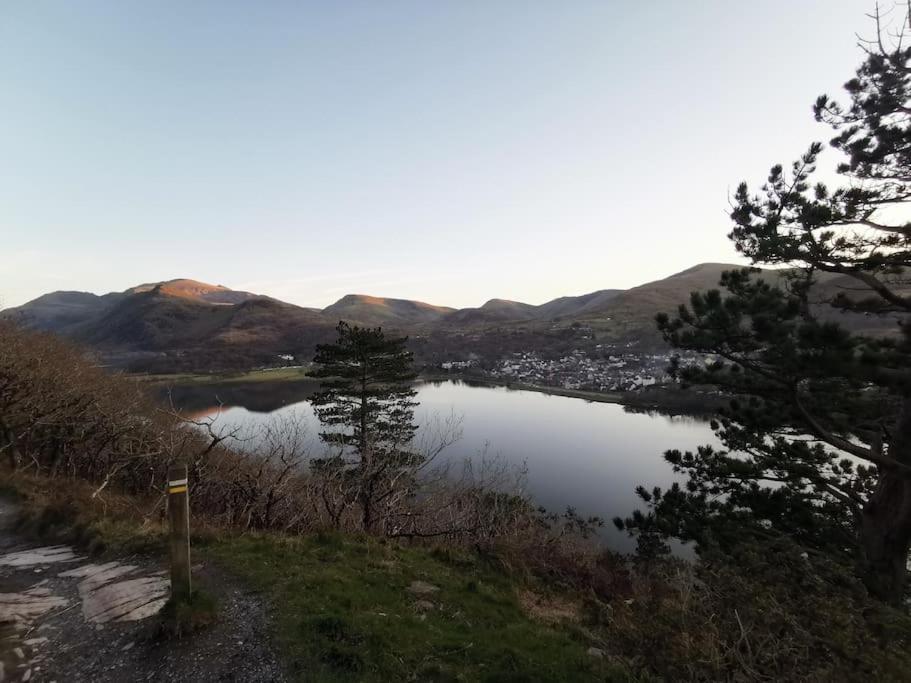 Perfect For Snowdon. Groups, Families+Dogs Welcome Llanberis Exteriör bild