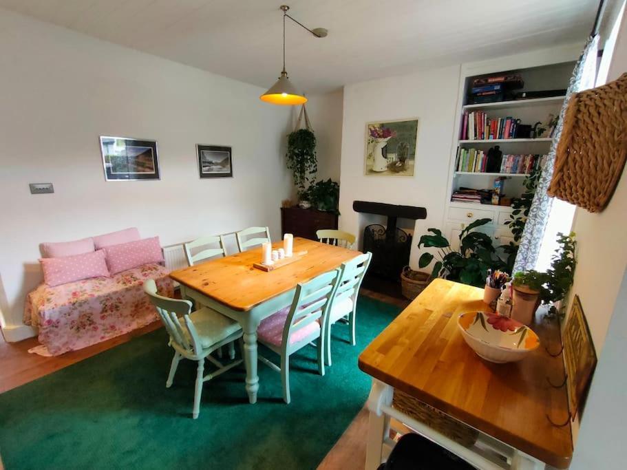 Perfect For Snowdon. Groups, Families+Dogs Welcome Llanberis Exteriör bild